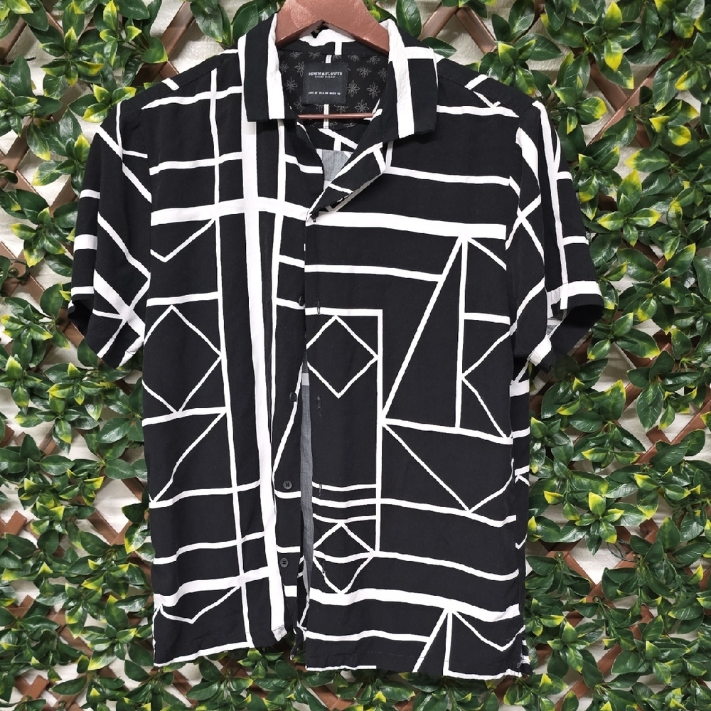 Denim & Flower Black and White Geometric Men's Shirt